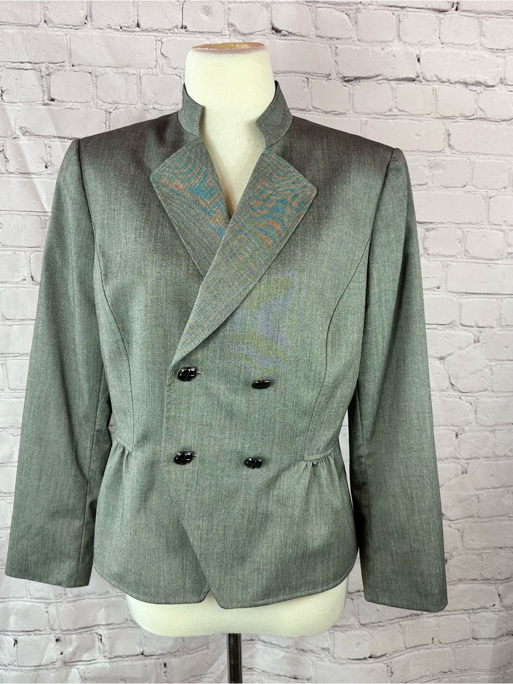 Tahari ASL Gray Double-Breasted Blazer suit jacket women 10 office peplum